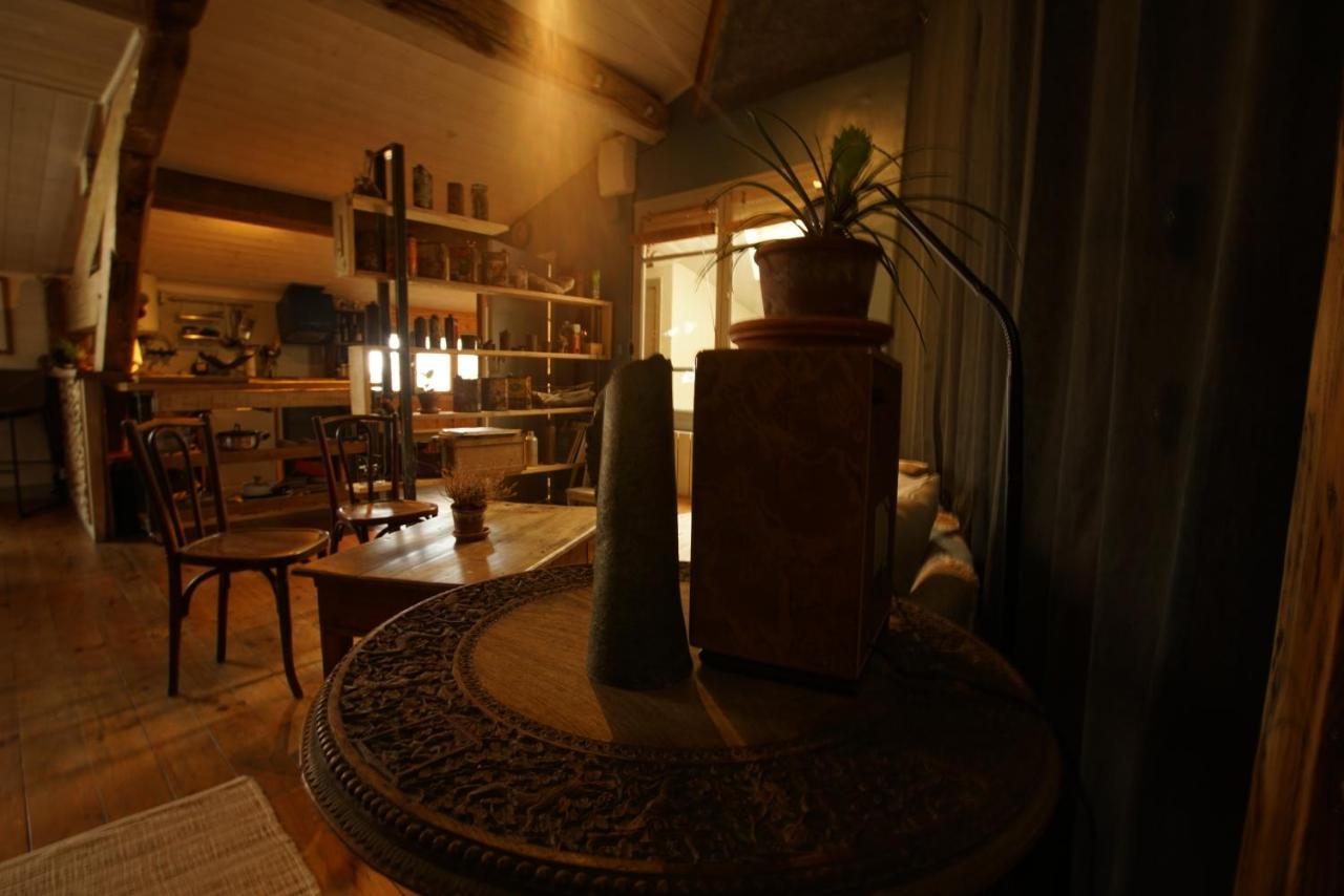 Le Refuge Ceretan, Grand Et Bel Appartement Mansarde En Plein Centre Buitenkant foto